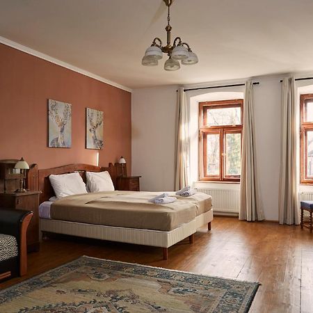 Bed and Breakfast Preselo Pinceszet Es Vendeghaz Эрдёбенье Экстерьер фото