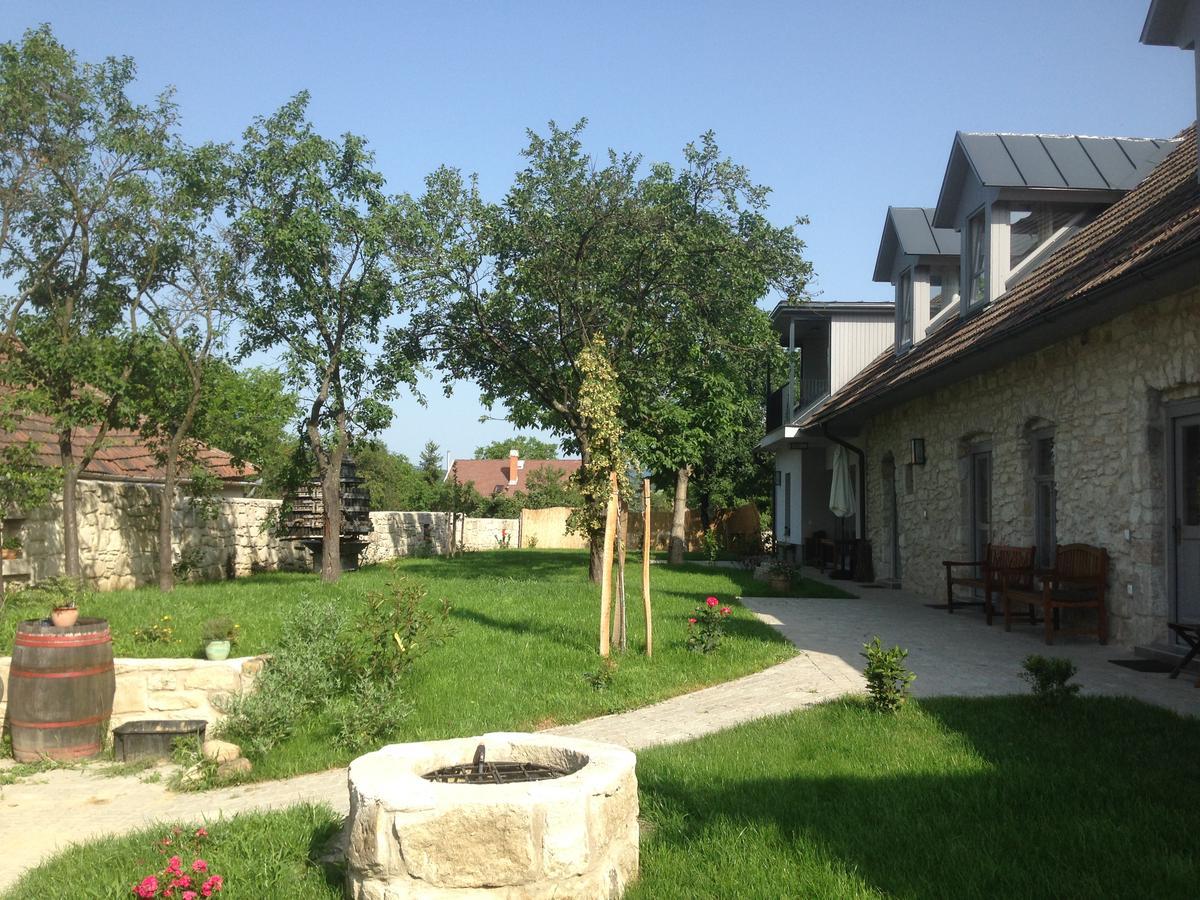 Bed and Breakfast Preselo Pinceszet Es Vendeghaz Эрдёбенье Экстерьер фото